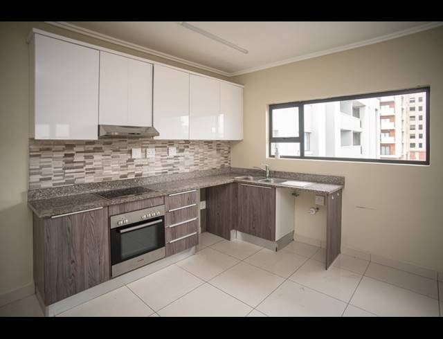 2 BEDROOM APARTMENT FOR SALE IN UMHLANGA RIDGE